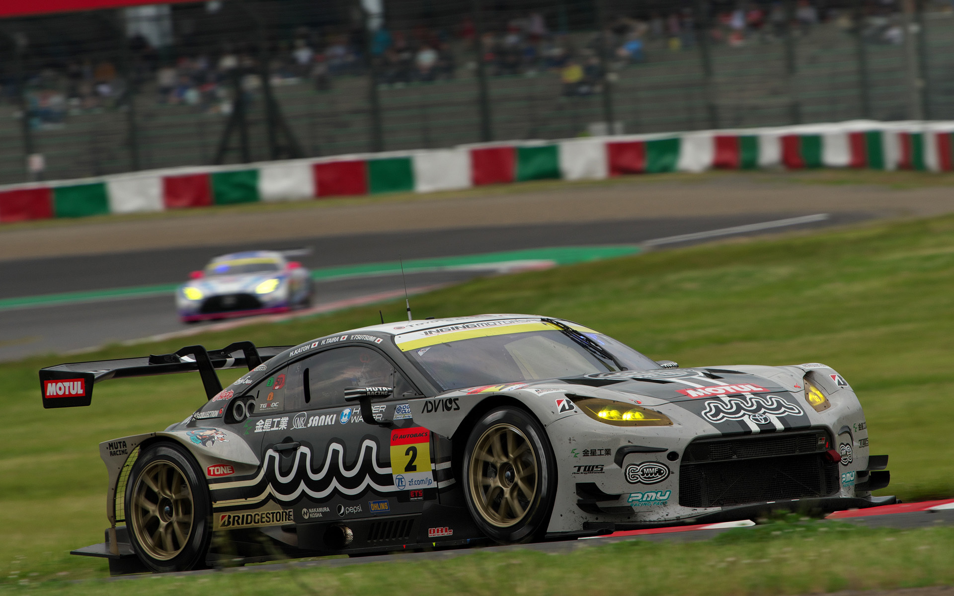 2位の2号車 muta Racing GR86 GT（平良響/堤優威）