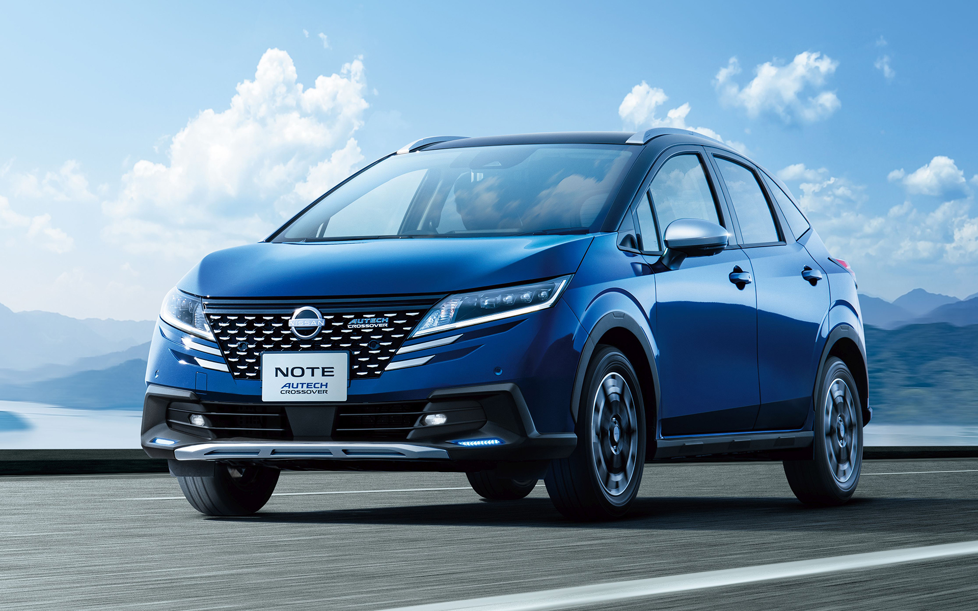 カスタムカー「ノート AUTECH CROSSOVER」をマイナーチェンジ