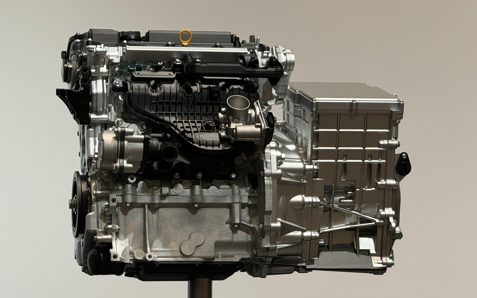 トヨタの高効率エンジン
