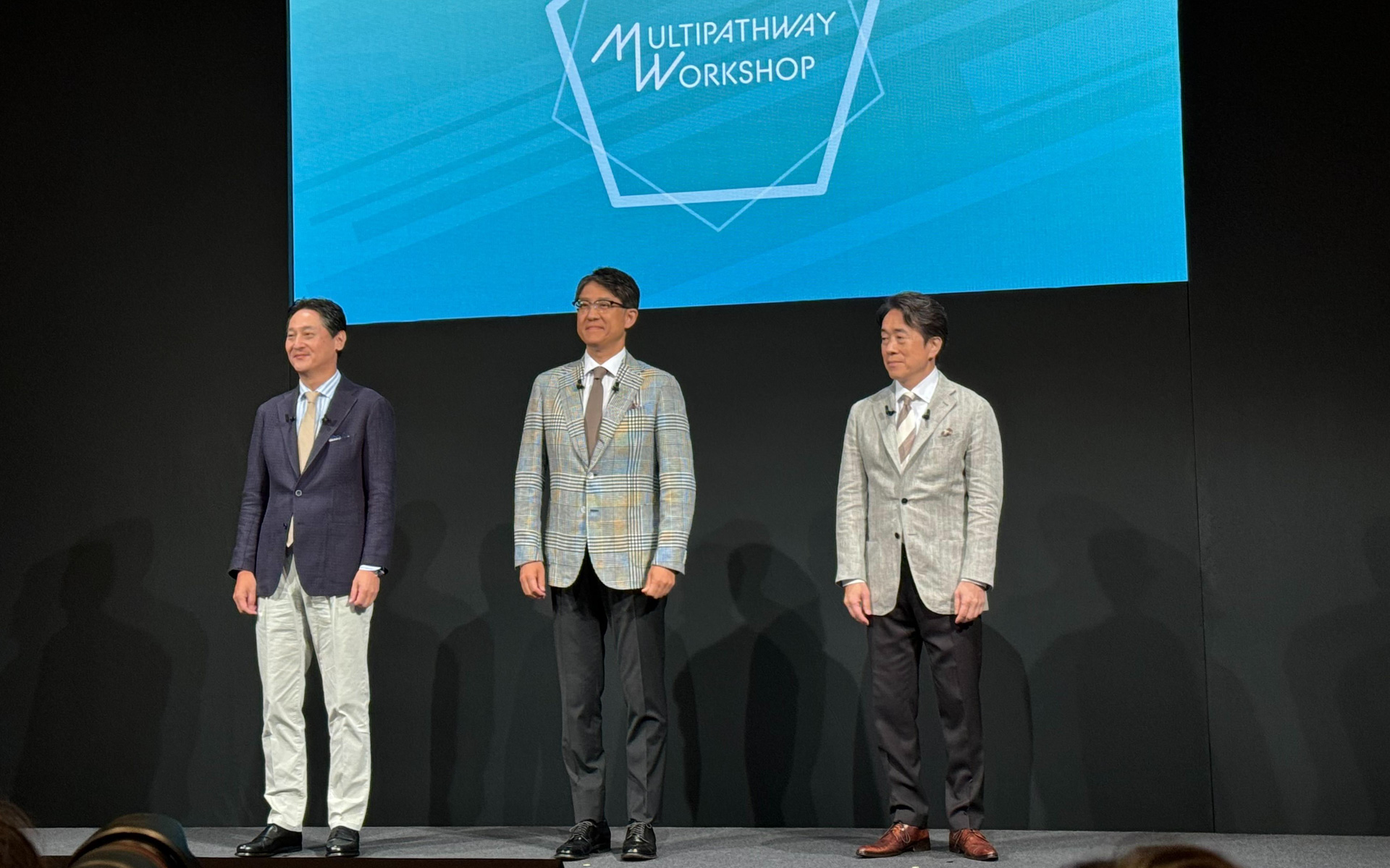 トヨタ自動車・マツダ・スバルの3社共同による「マルチパスウェイワークショップ」