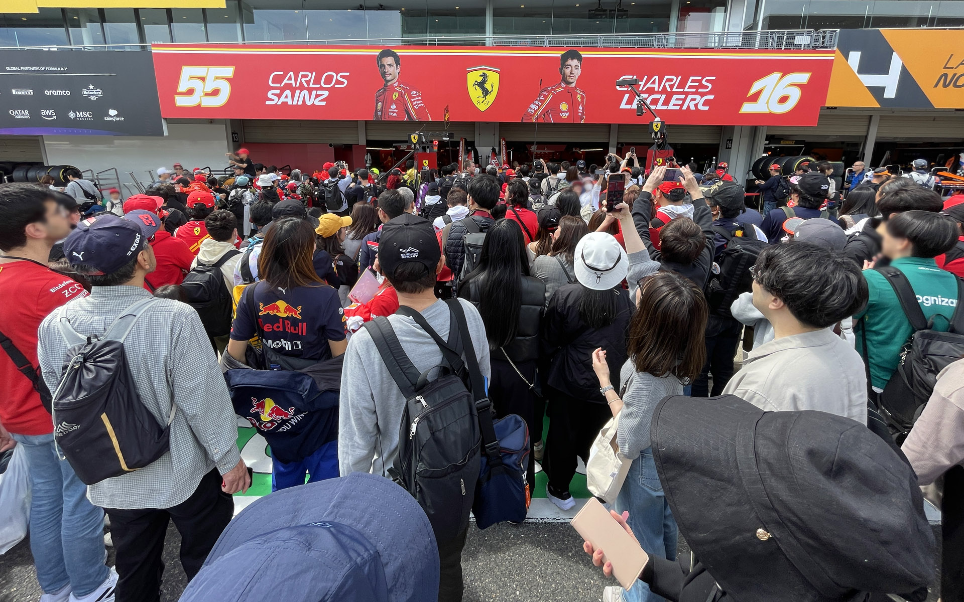 フェラーリとレッドブルは近づくのが困難