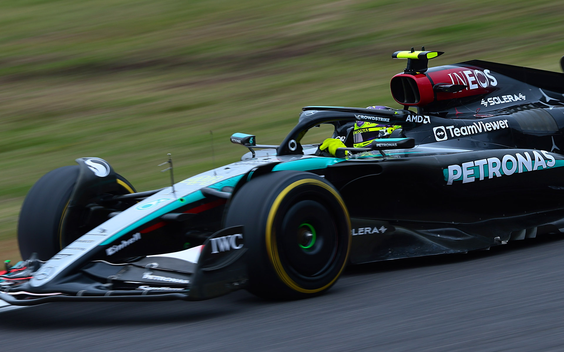 同じ設定で撮影、掲載時にトリミングを変更