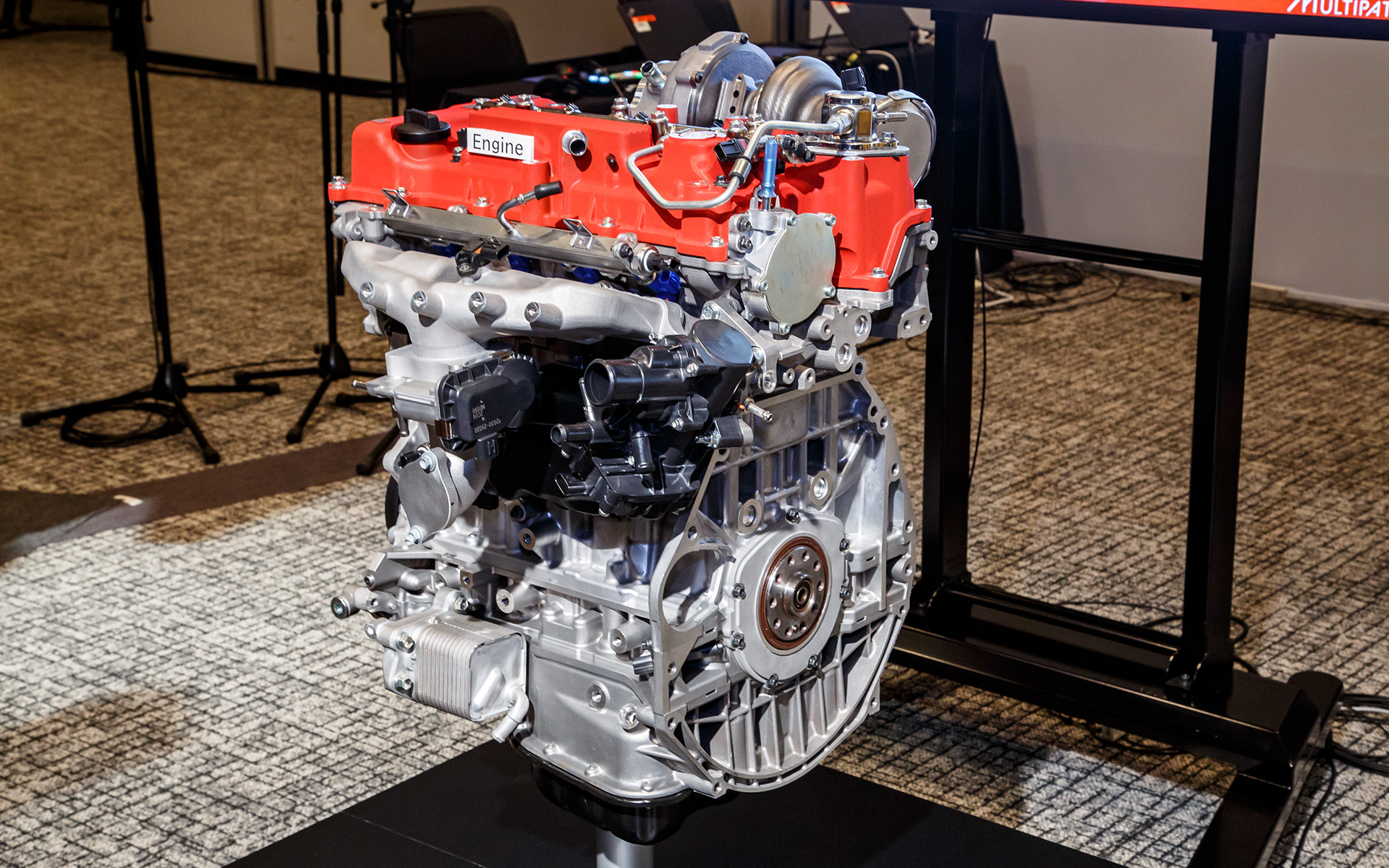 トヨタの新型直列4気筒 2.0リッターターボエンジン