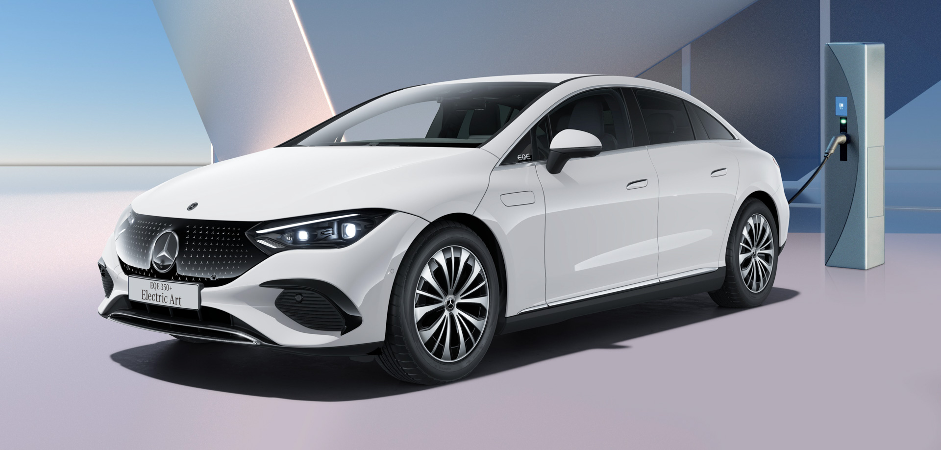 EQE 350+ Electric Art