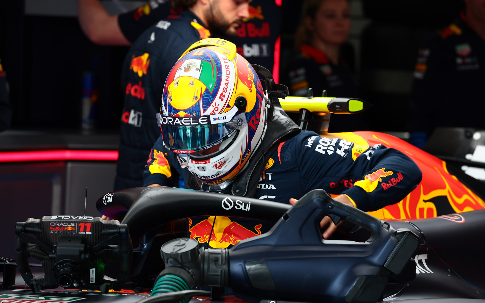 マシンに乗り込む