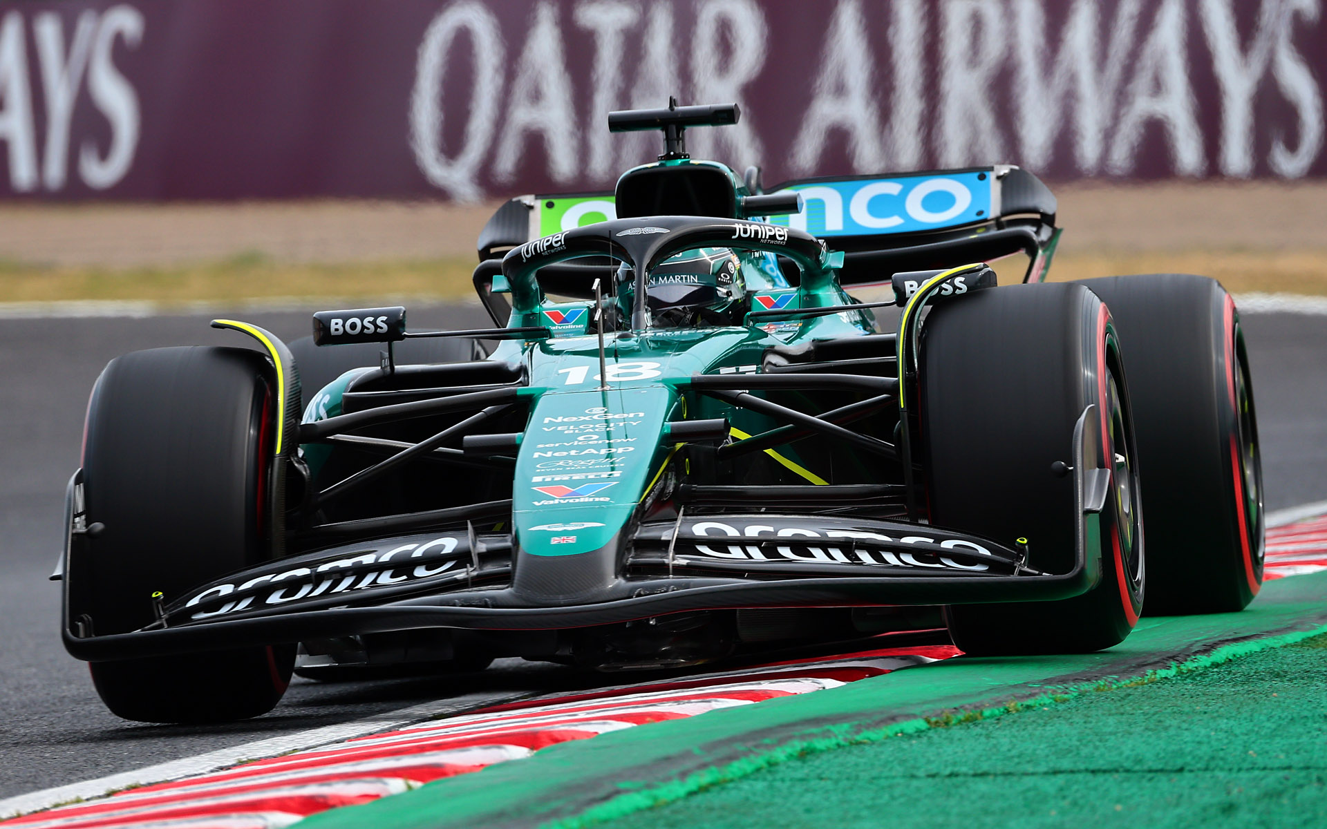 デグナー2つ目の立ち上がりを、立体交差下から撮影