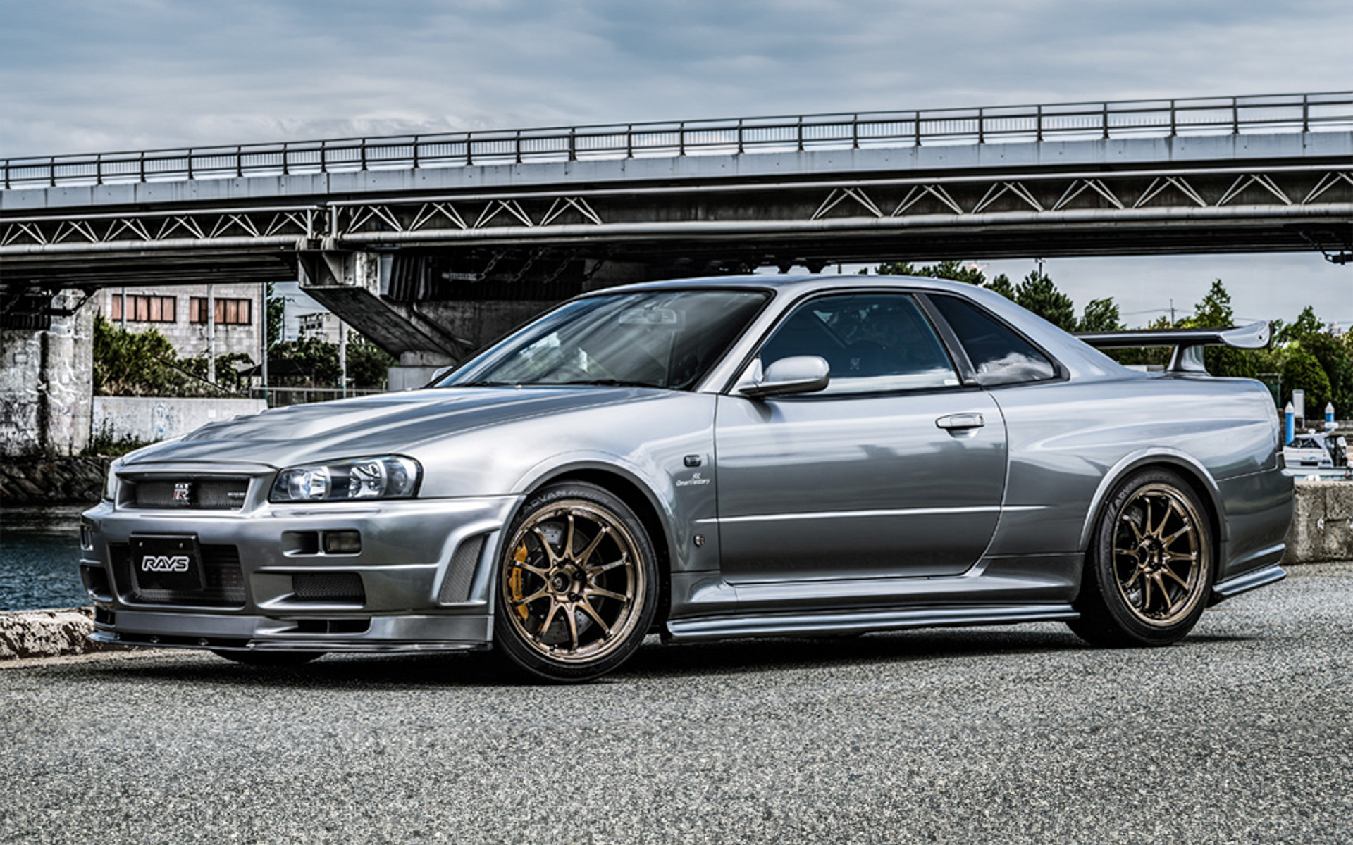 レイズがボルクレーシングの鍛造1ピースホイール「CE28N-plus」に17インチを追加設定した