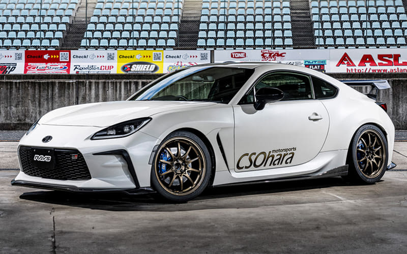 レイズ、ボルクレーシングの鍛造最軽量ホイール「CE28N-plus」に17