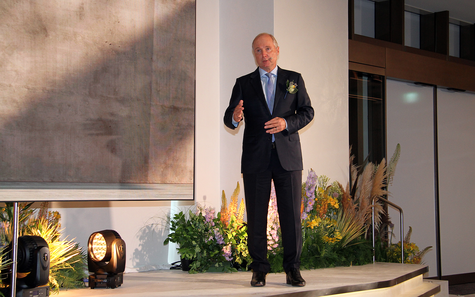 BMW AG カスタマー・ブランド・セールス担当取締役のヨッヘン・ゴラー氏