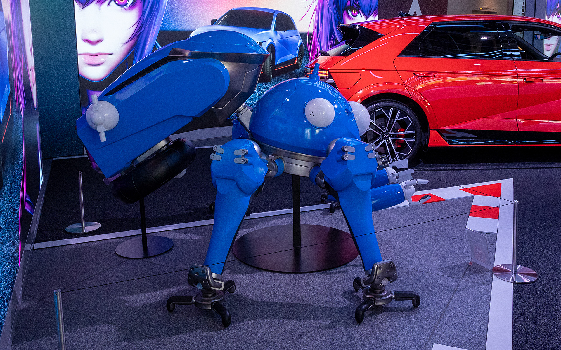 細かい部分まで作中のタチコマを再現している