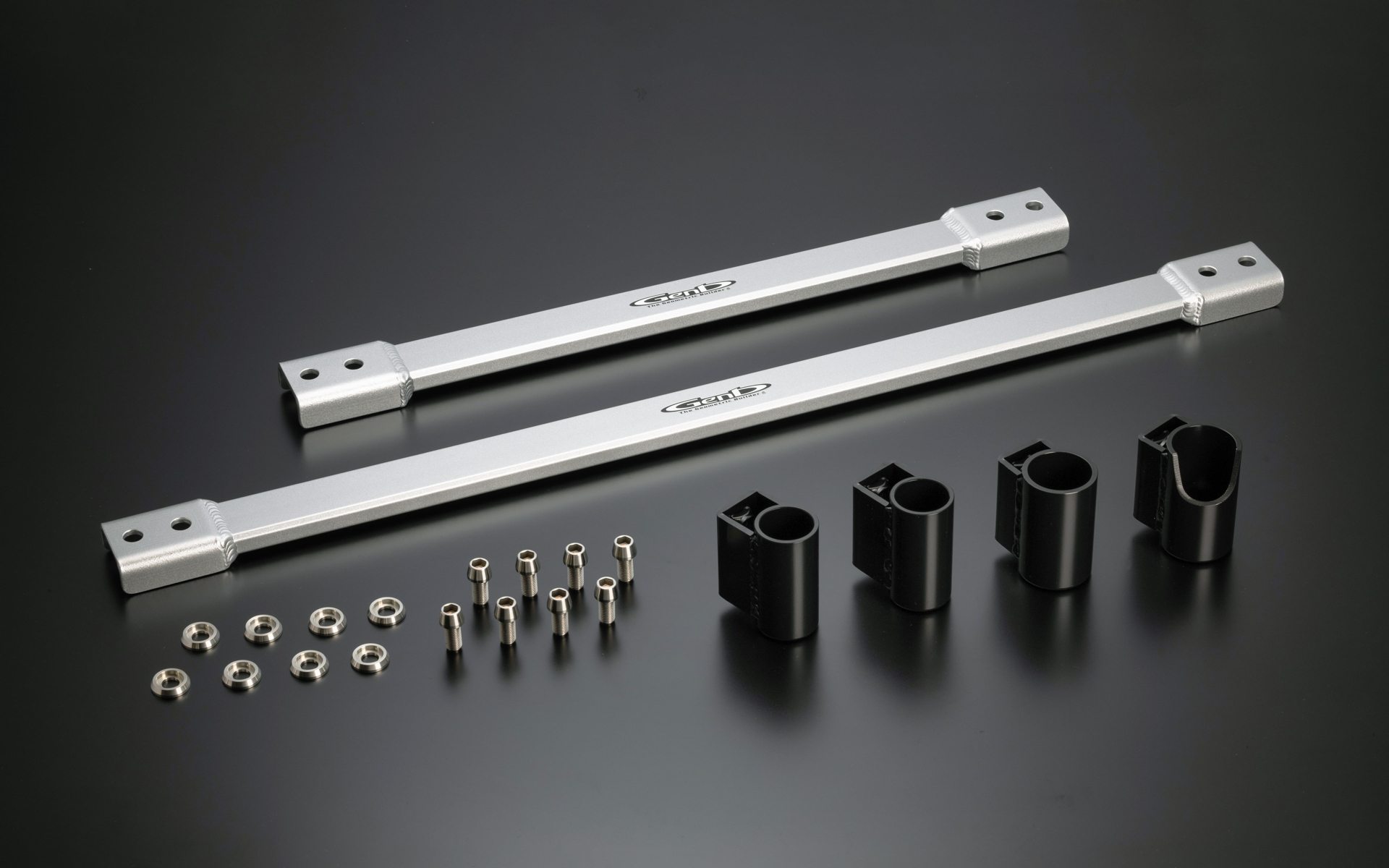 ジムニーの走りの弱点を克服する新製品「サスペンションピボットブレース（リーディング＆トレーリング）」