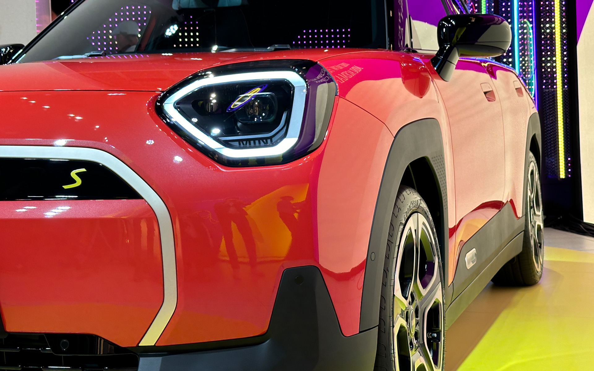 最大1005リッターまで拡張可能なラゲッジ・スペース