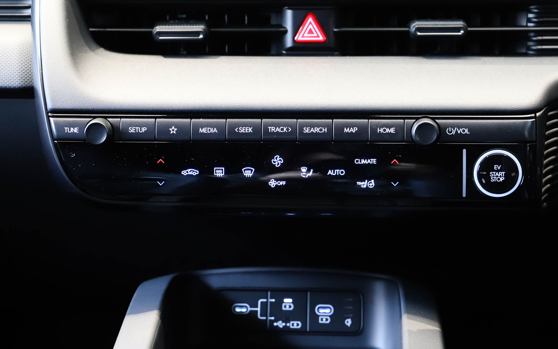 アイオニック 5 Nの内装