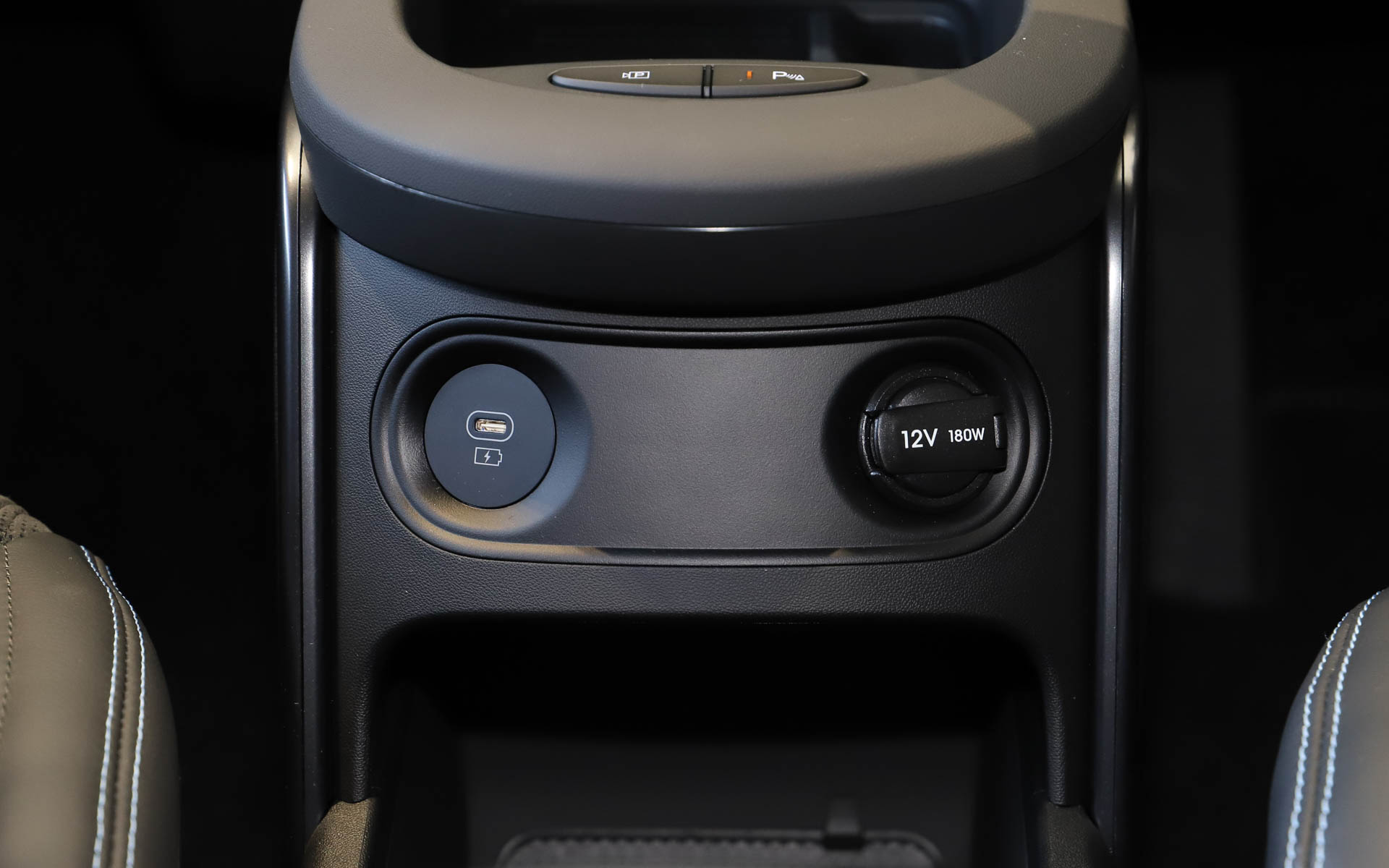 アイオニック 5 Nの内装