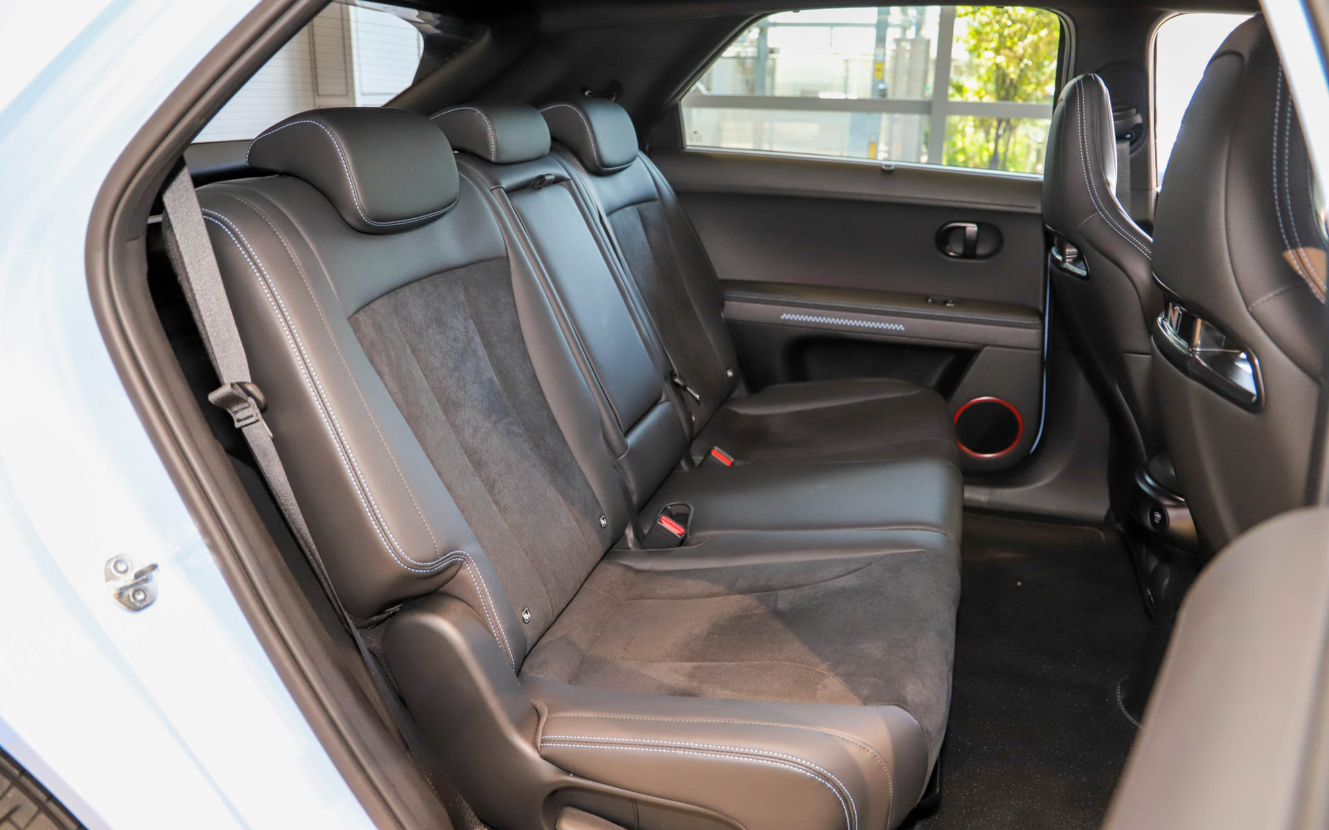 アイオニック 5 Nの内装