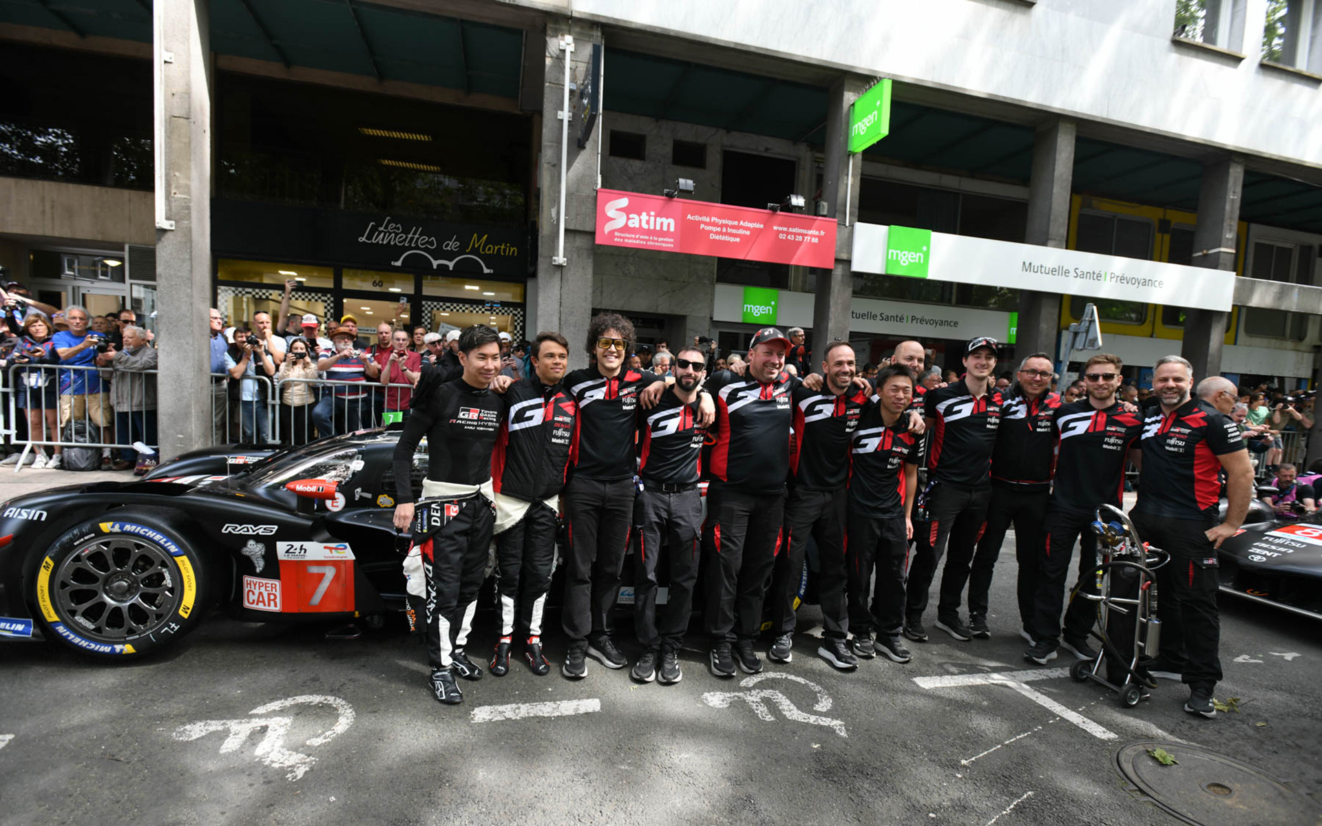 TOYOTA GAZOO Racingのチームメンバーも集合