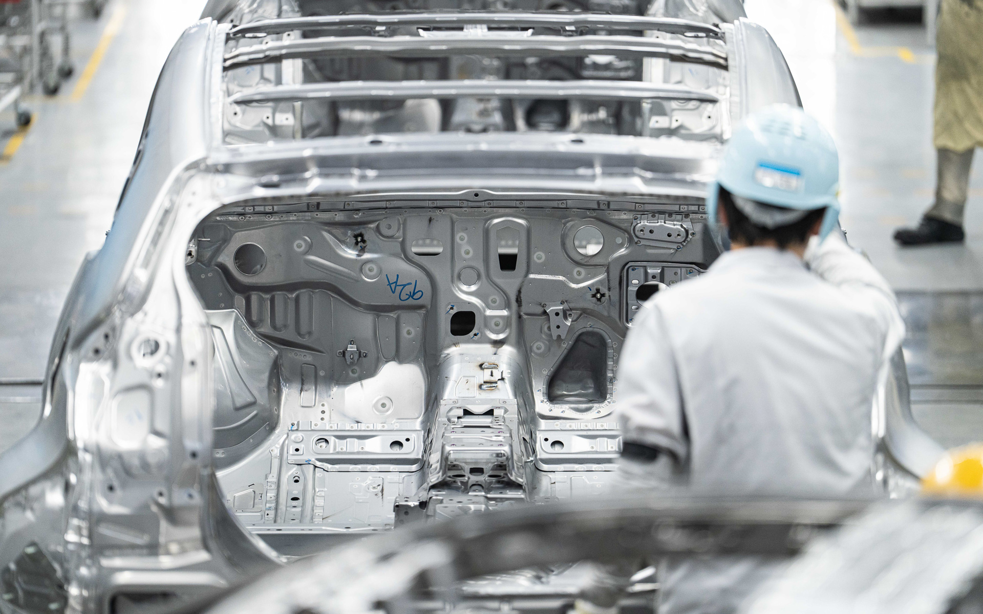 GRヤリスのリアまわりはGA-Cプラットフォーム。専用の溶接ラインを作り上げることで、フロントGA-BとリアGA-Cのハイブリッドプラットフォームを実現していた