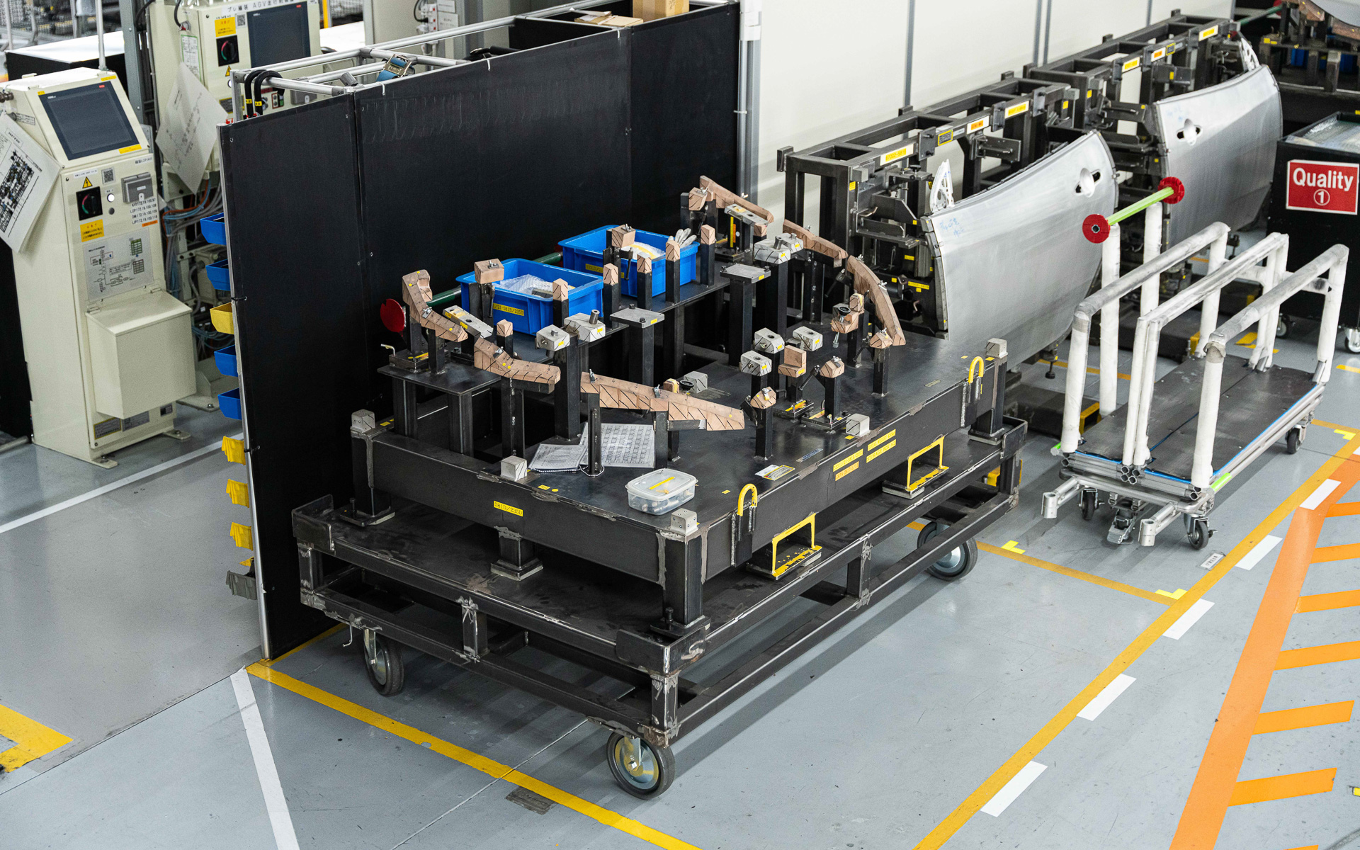 こちらは精度を見るための治具だろうか？