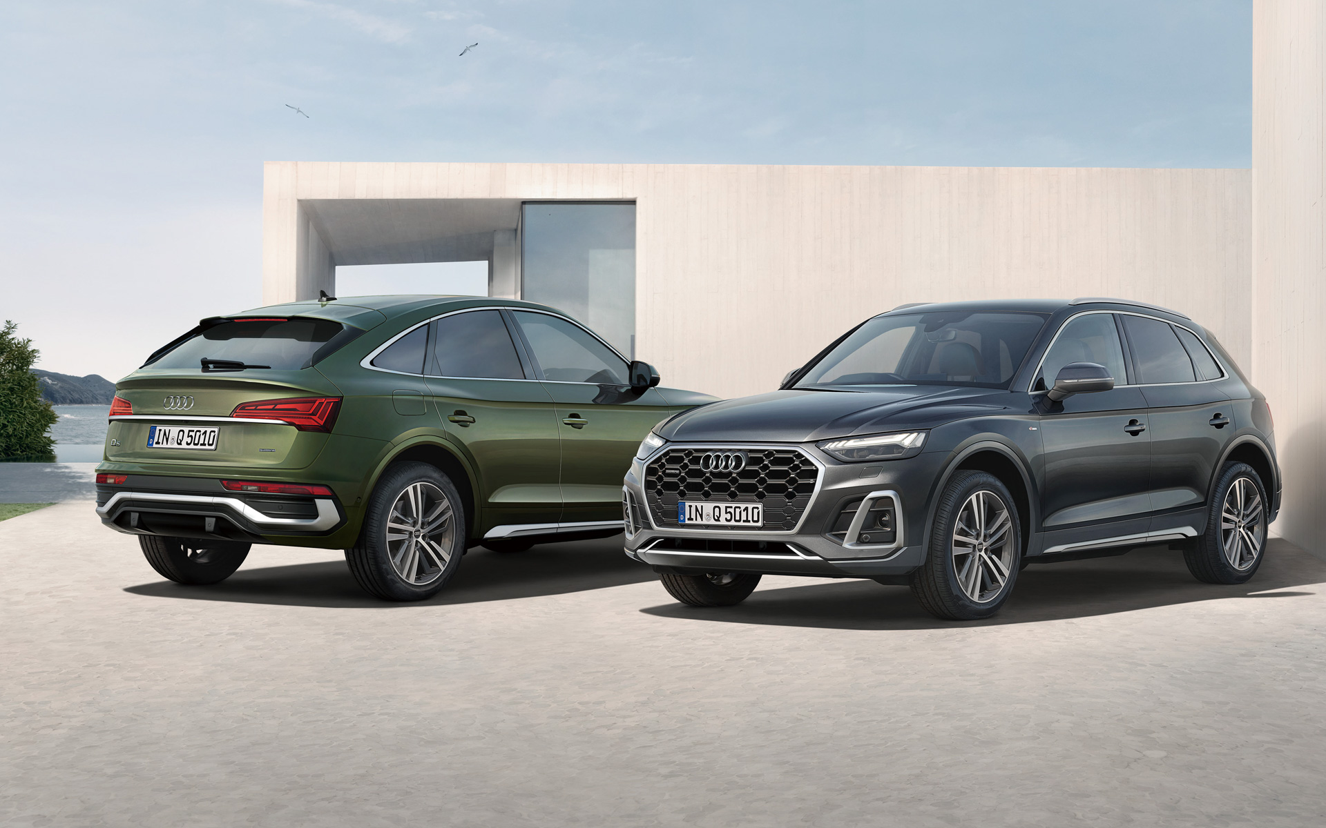 Q5 スポーツバック S line dynamic edition（左）/Q5 S line dynamic edition（右）