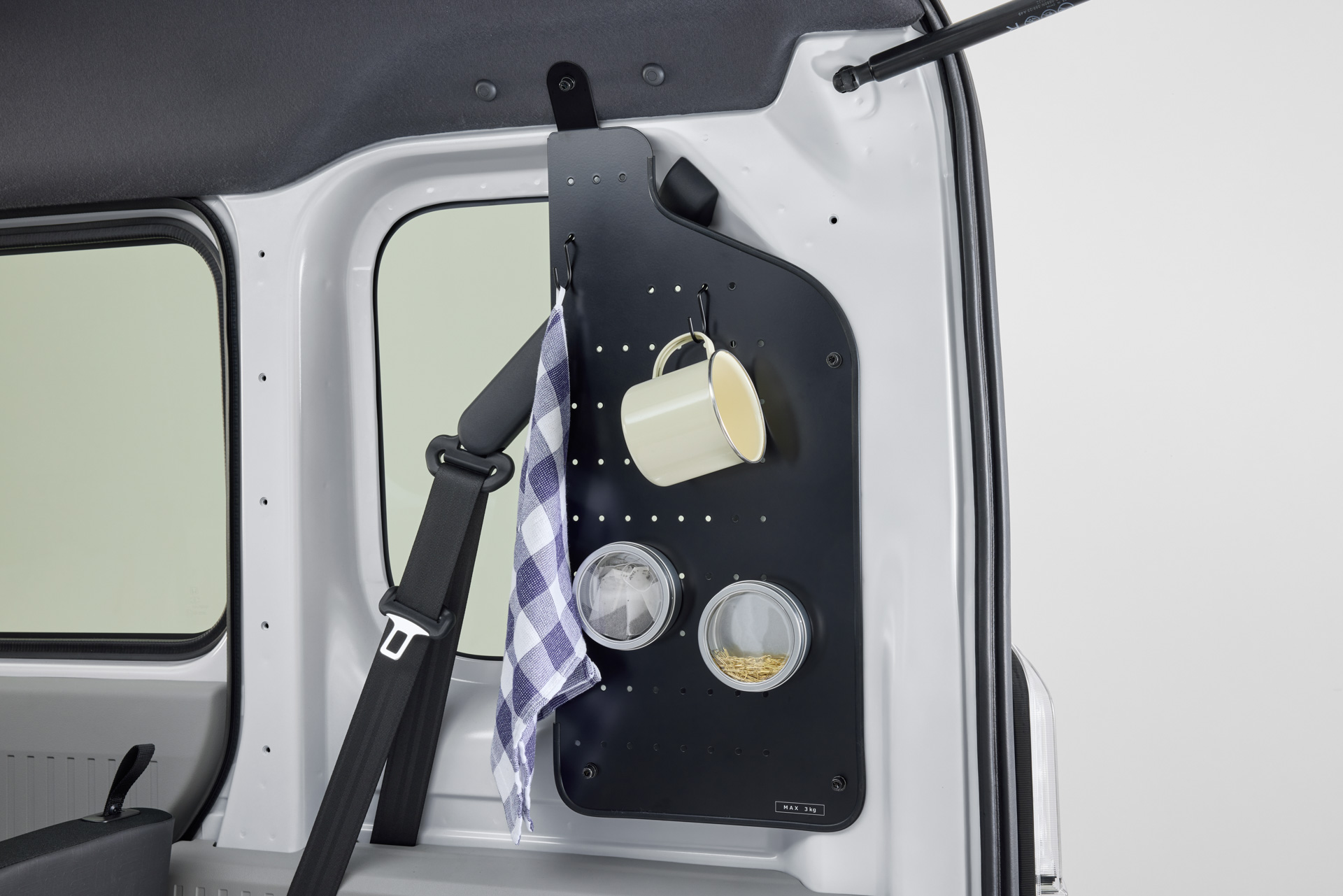 有孔ボード