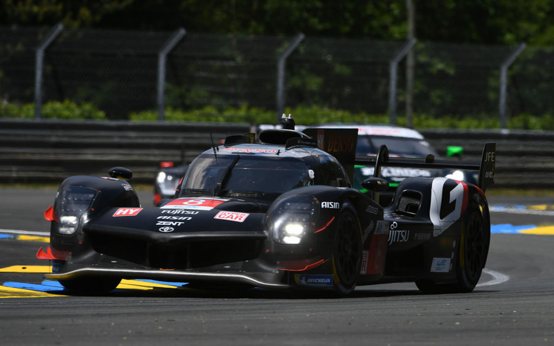 フェラーリ、ル・マン24時間レースを優勝 トヨタ・キャデラック