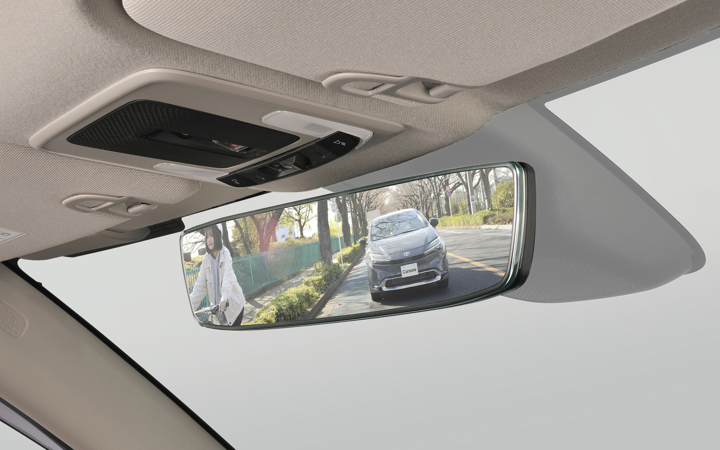 ヴェゼルなどに適合する「ホンダ専用ワイドリアビューミラー A クローム鏡」（PL220）