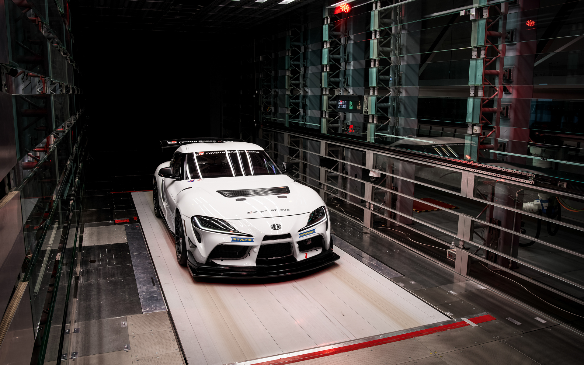 GR Supra GT4 EVOの同乗体験は8月18日泊のみの実施