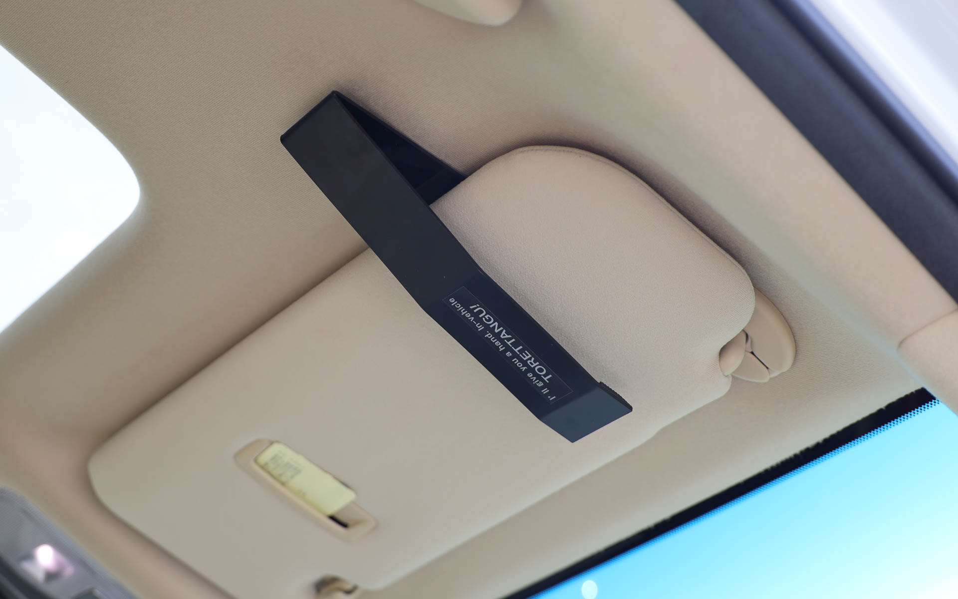 コンパクトなサイズ感で車内に常備しやすいのが特徴