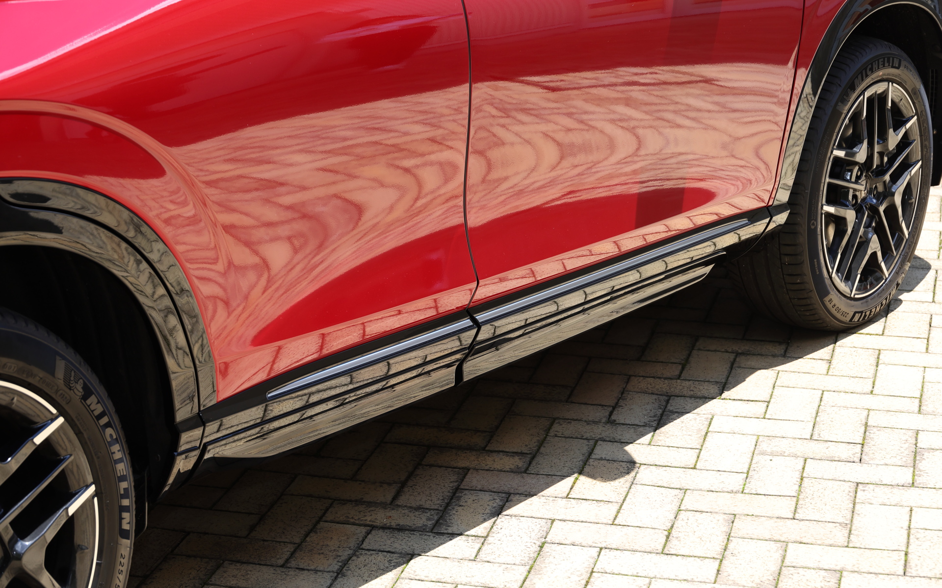 サイドロアーガーニッシュ（ベルリナブラック）価格3万5200円