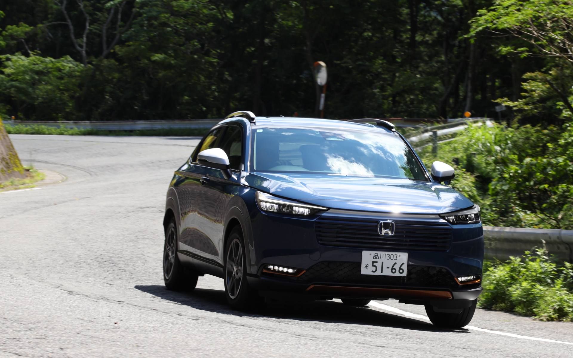 e：HEV X ハントパッケージの4WDモデル