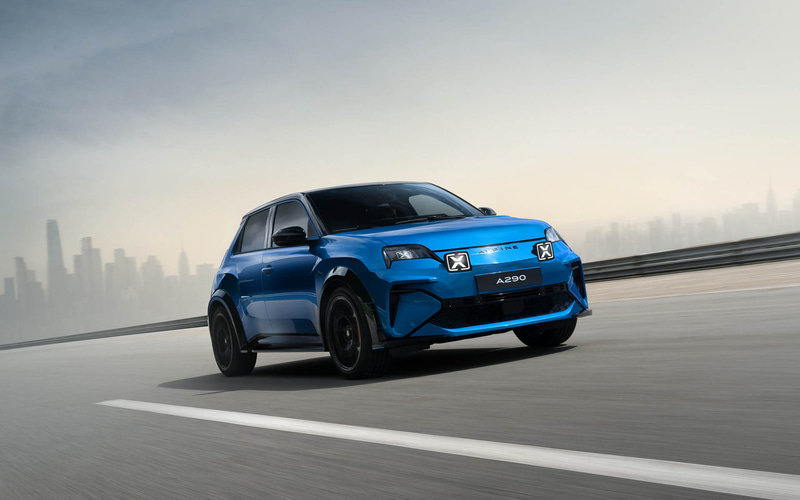 アルピーヌ、初の電動モデル「A290」日本導入を検討 Car Watch