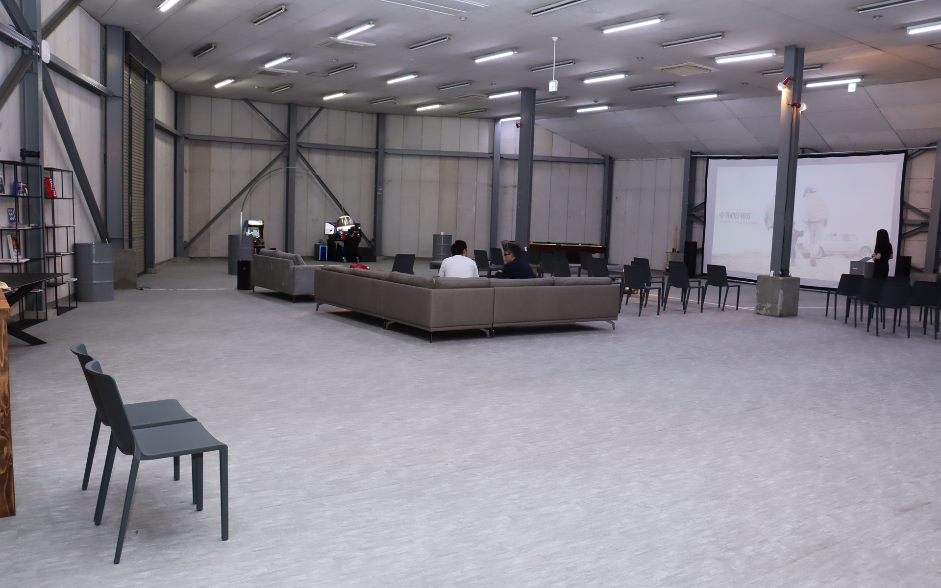 Yokohama Base2階にある共同オーナー向けラウンジ