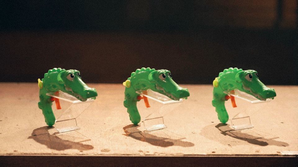 ワニちゃん水鉄砲で7.5m先のろうそく10本の火を消す魔改造チャレンジ