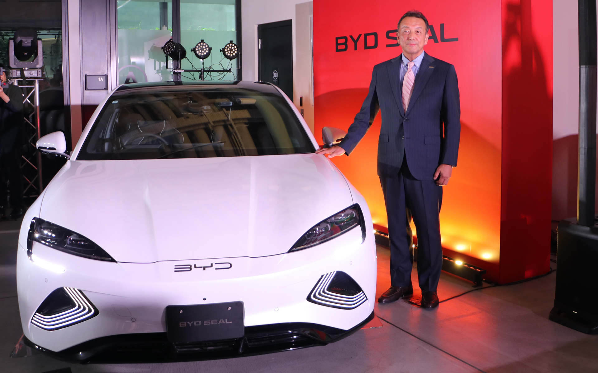 フラグシップセダン「シール」の発表会を行なったBYD Auto Japan株式会社 代表取締役社長 東福寺厚樹氏