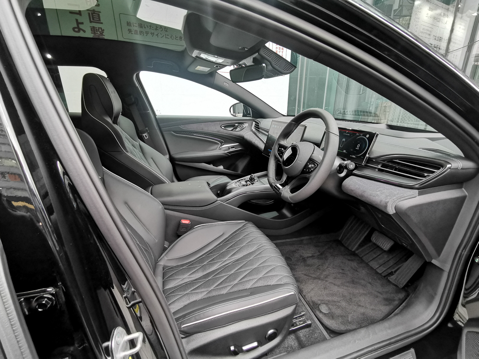 BYDのフラグシップセダン「シール」