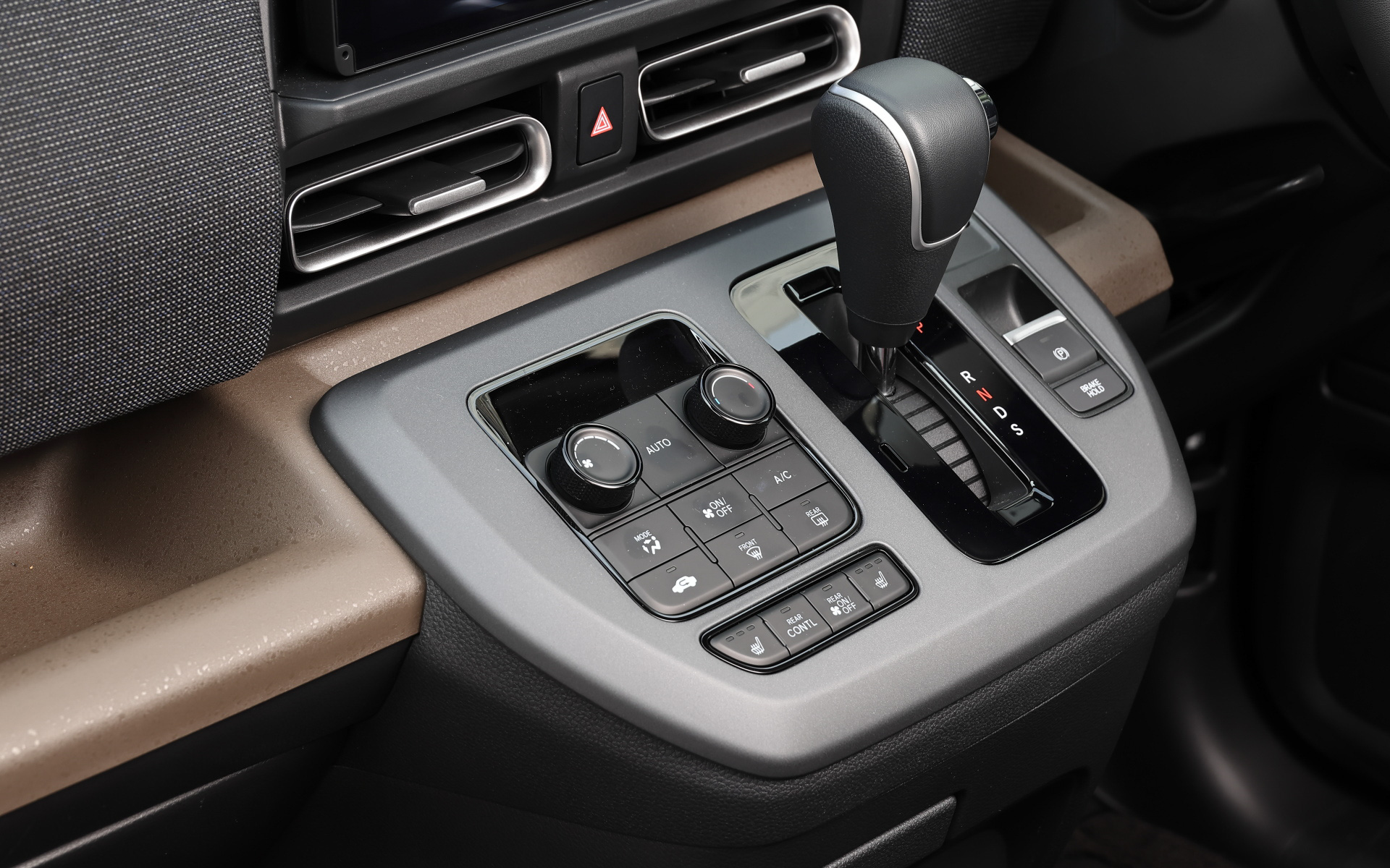 新型フリード エアー