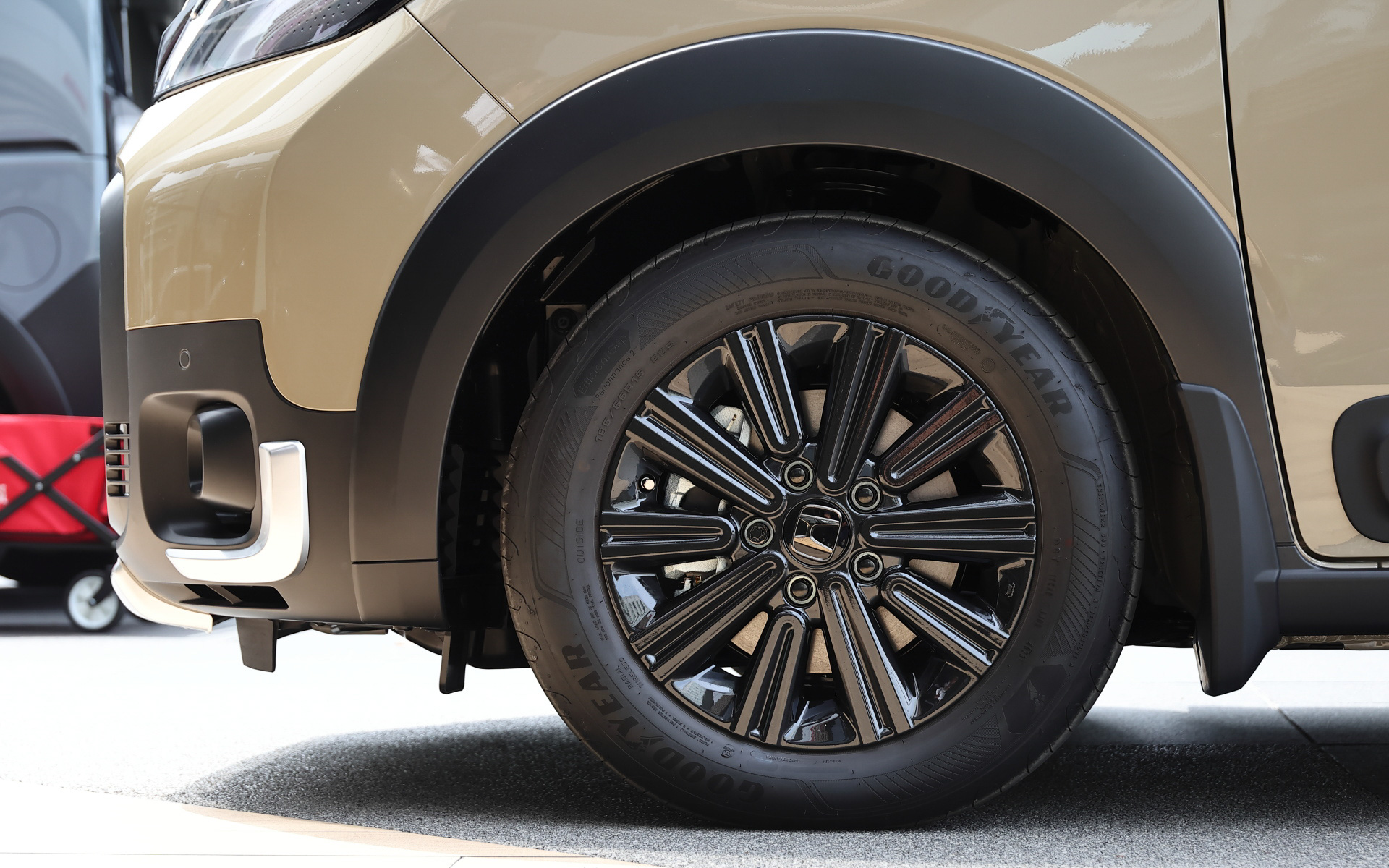 新型フリード クロスター 純正アクセサリー装着車