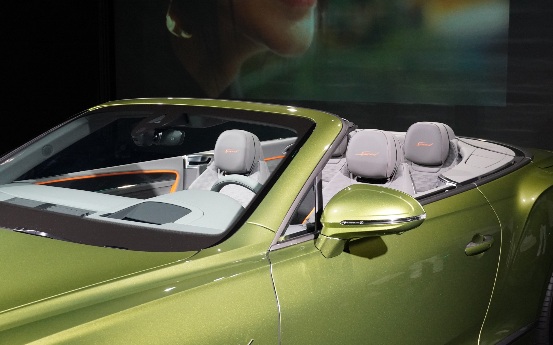 GTCスピードでルーフをオープン