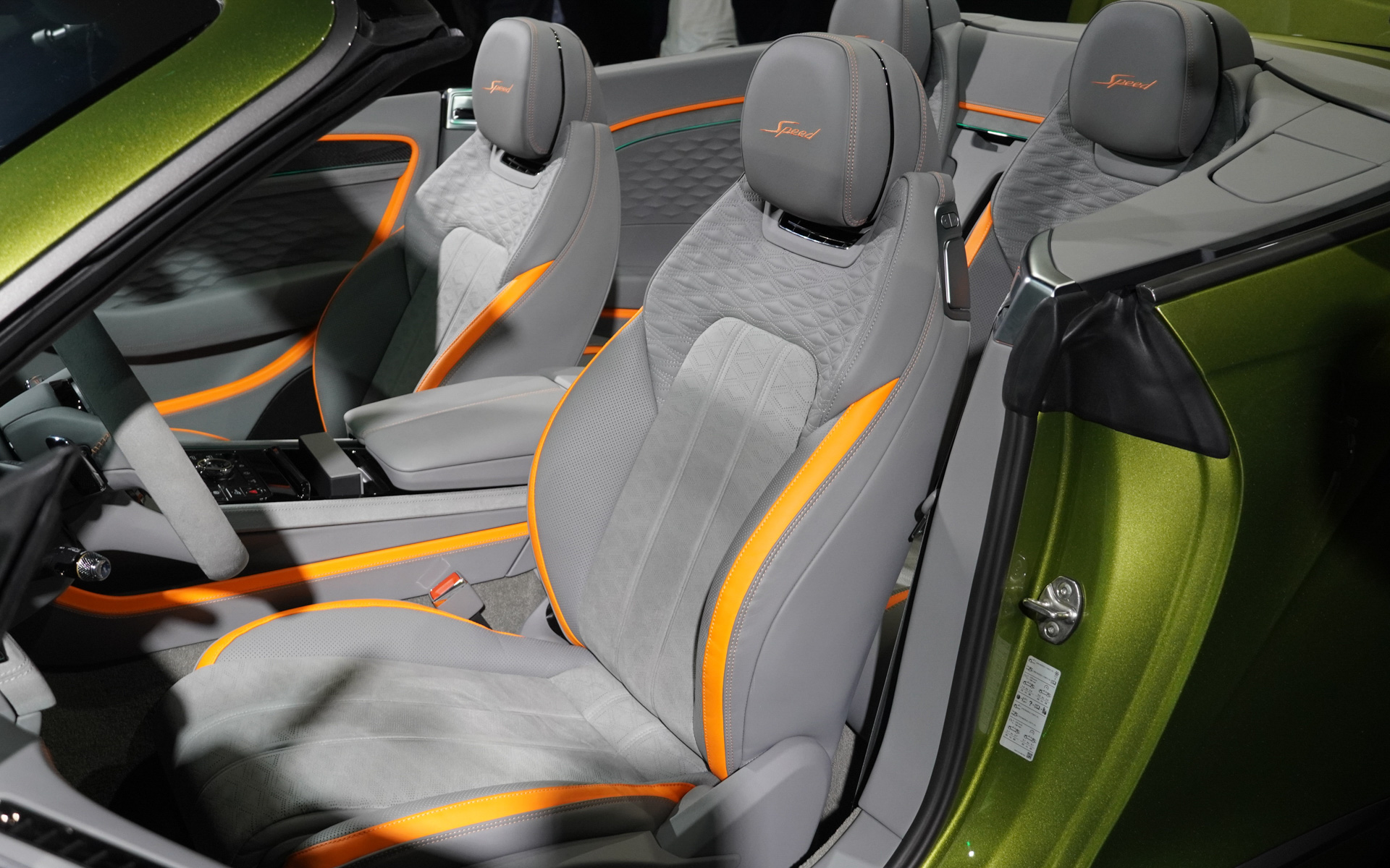 フロントシート