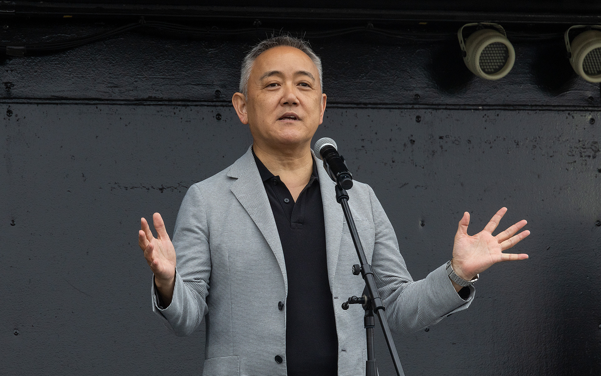 開会のあいさつを行なったステランティス ジャパン株式会社 代表取締役社長 打越晋氏