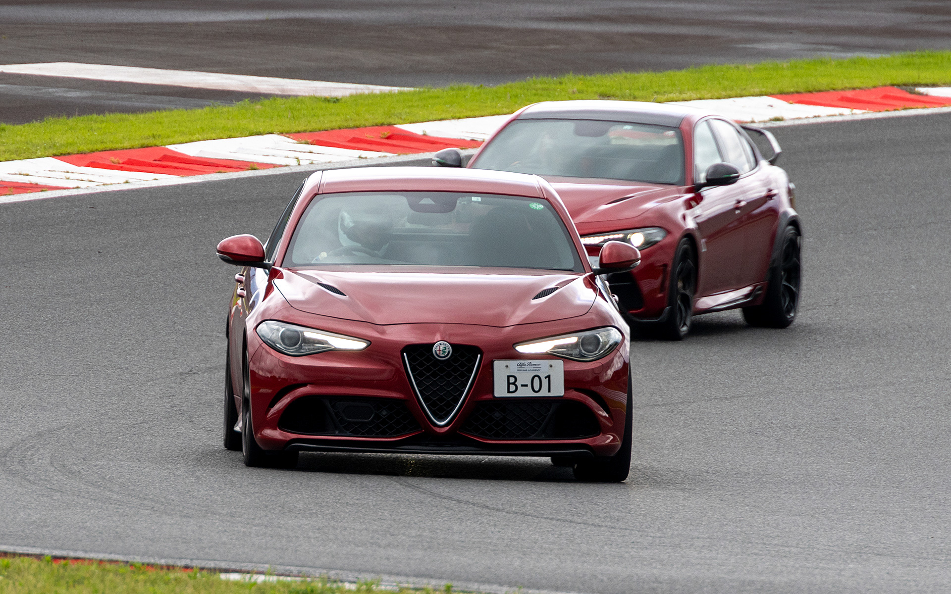 午後はダイナミックドライビングというカリキュラムに入る。ここではフリー走行の時間もあった