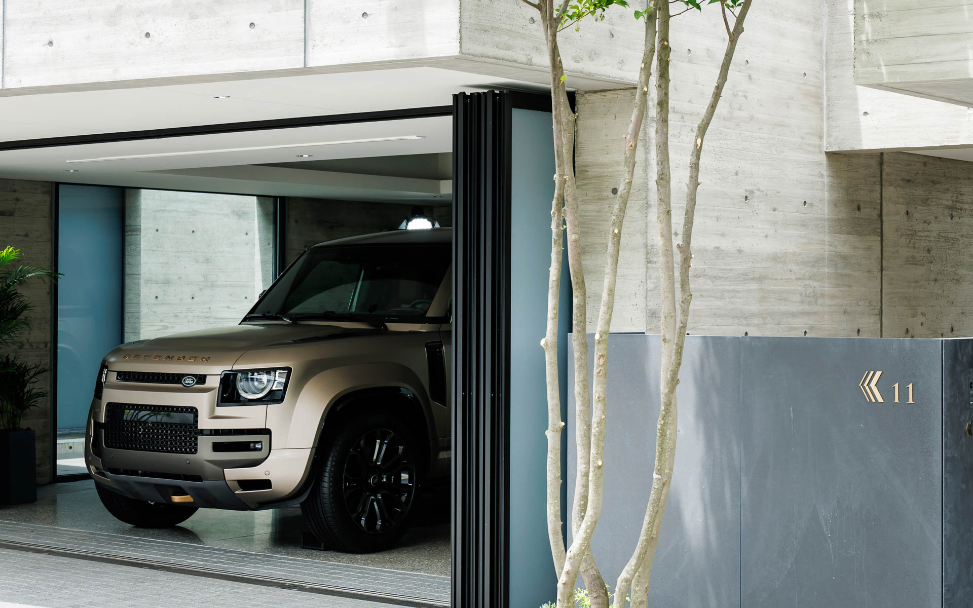 THE MAGARIGAWA CLUBでランドローバー「ディフェンダー OCTA」の特別プレビューイベント開催