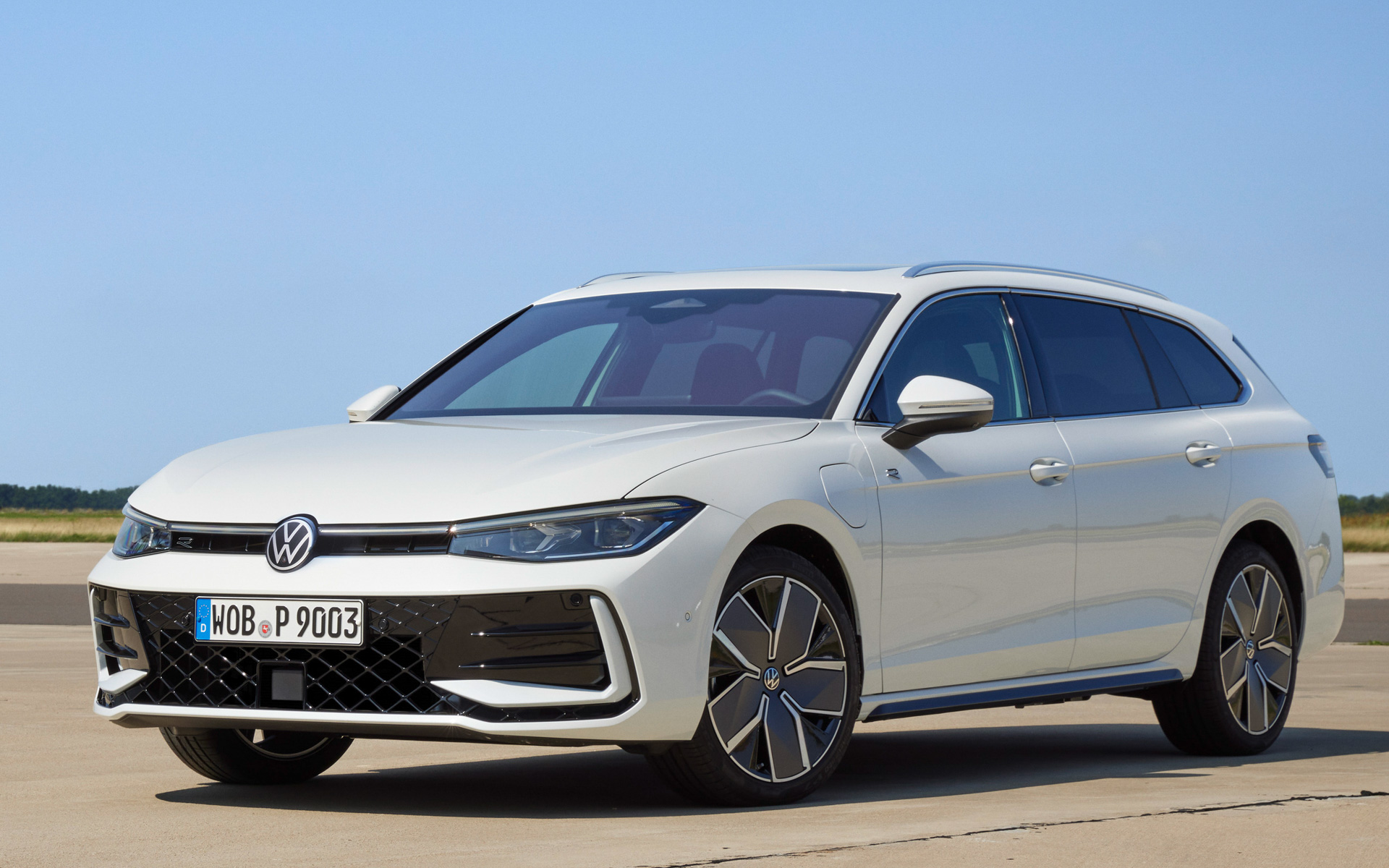 「R-Line」モデルのスタイル