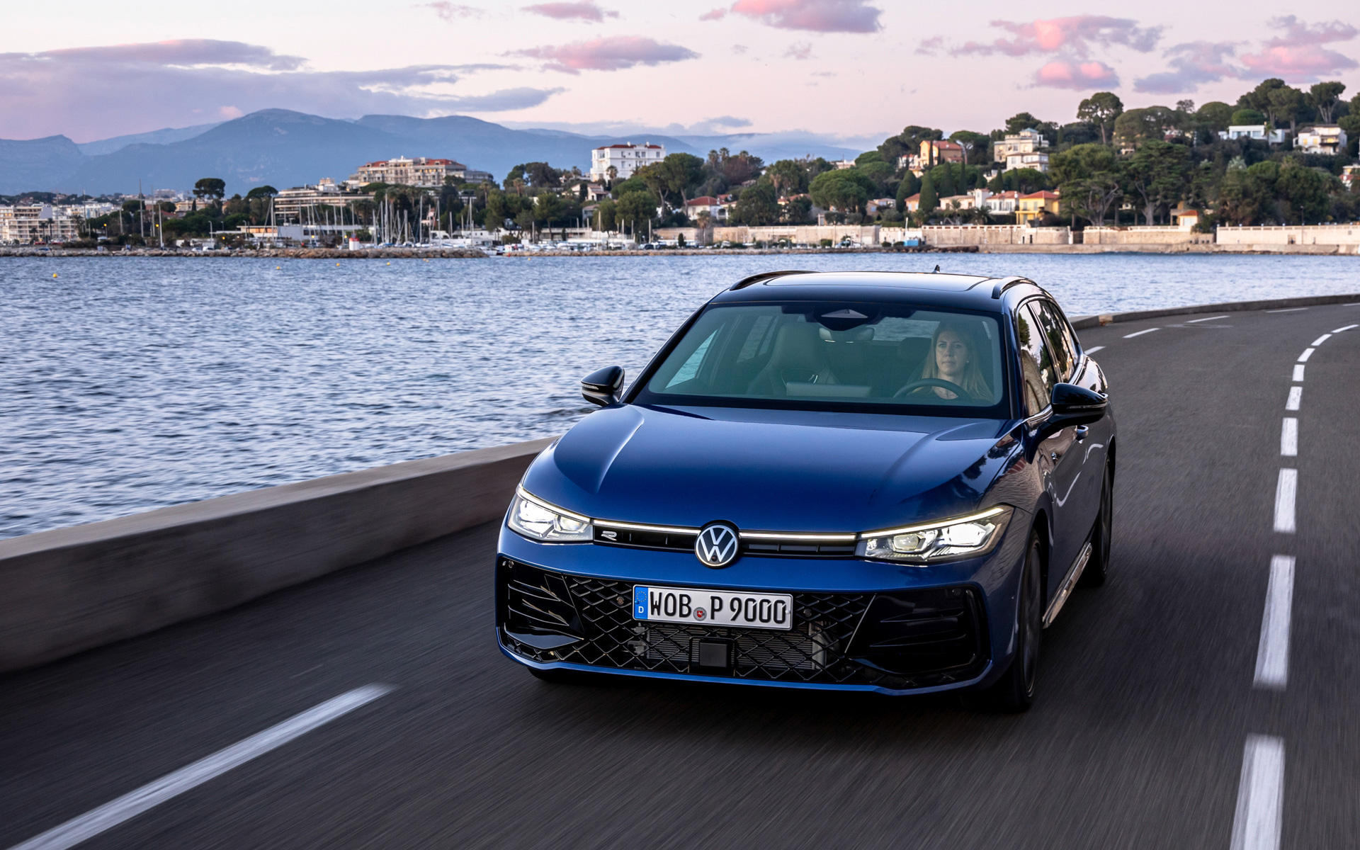 プラグインハイブリッド車のeHybrid