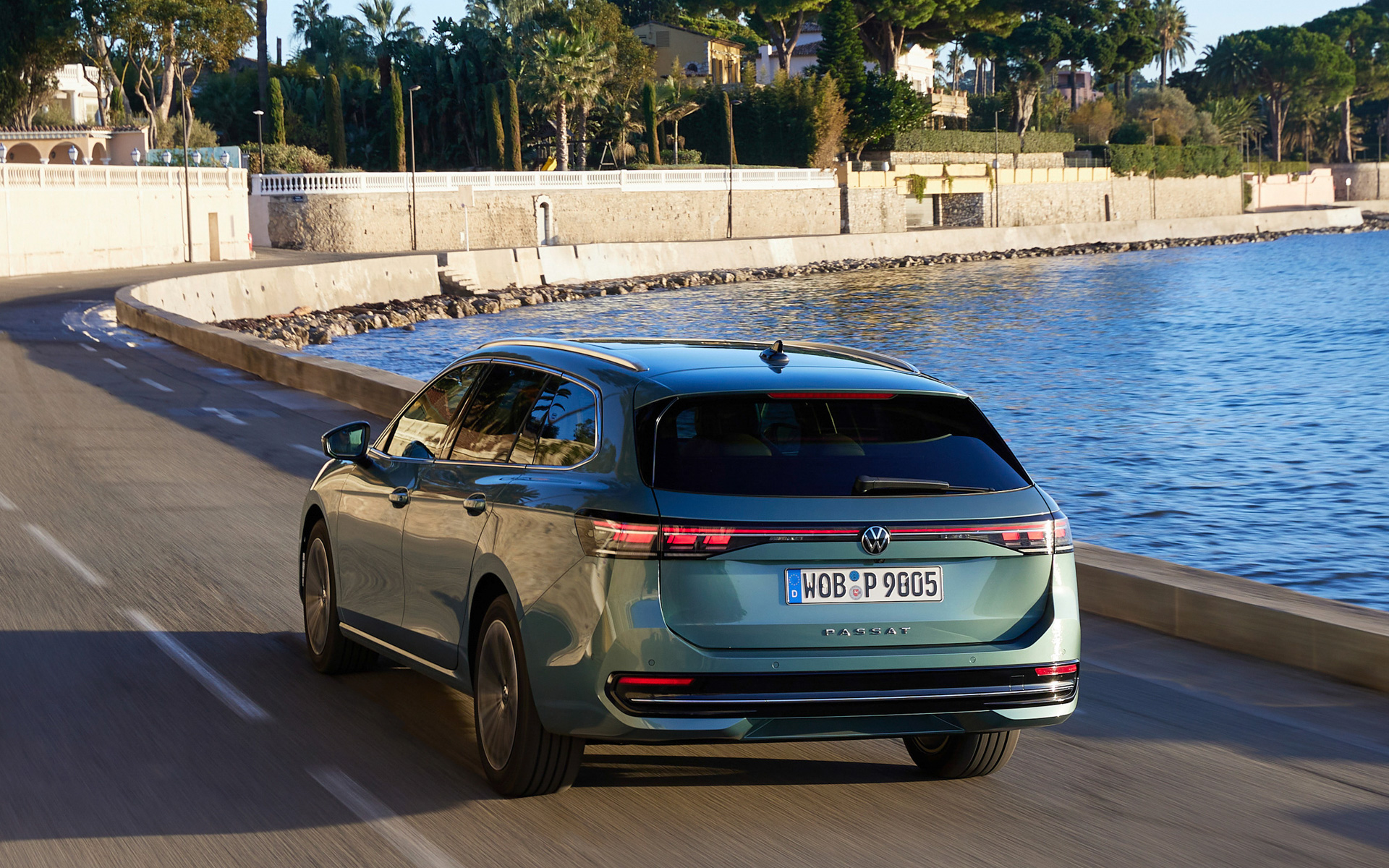 新型「パサート ヴァリアント」