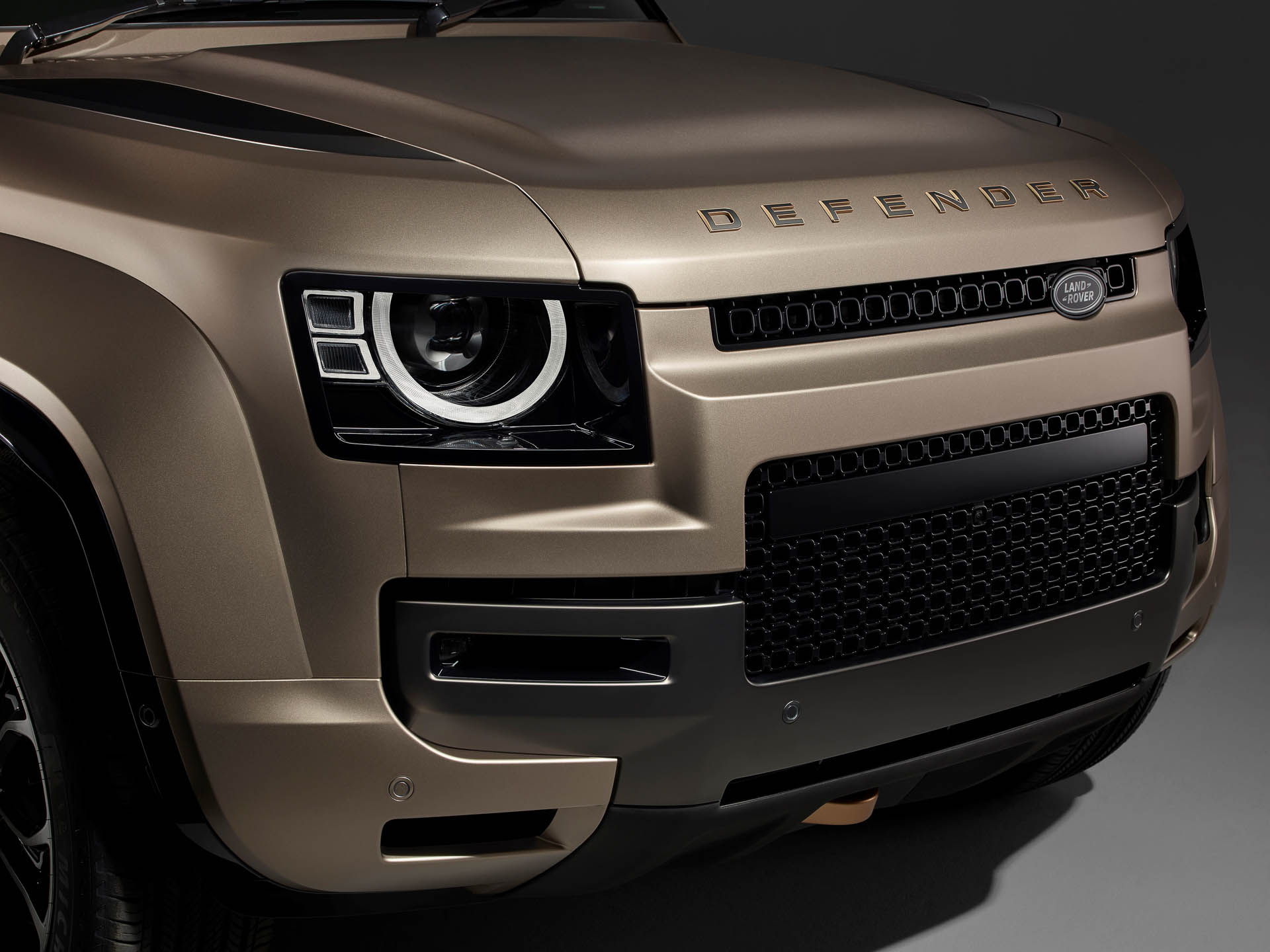 ディフェンダー オクタのディティール