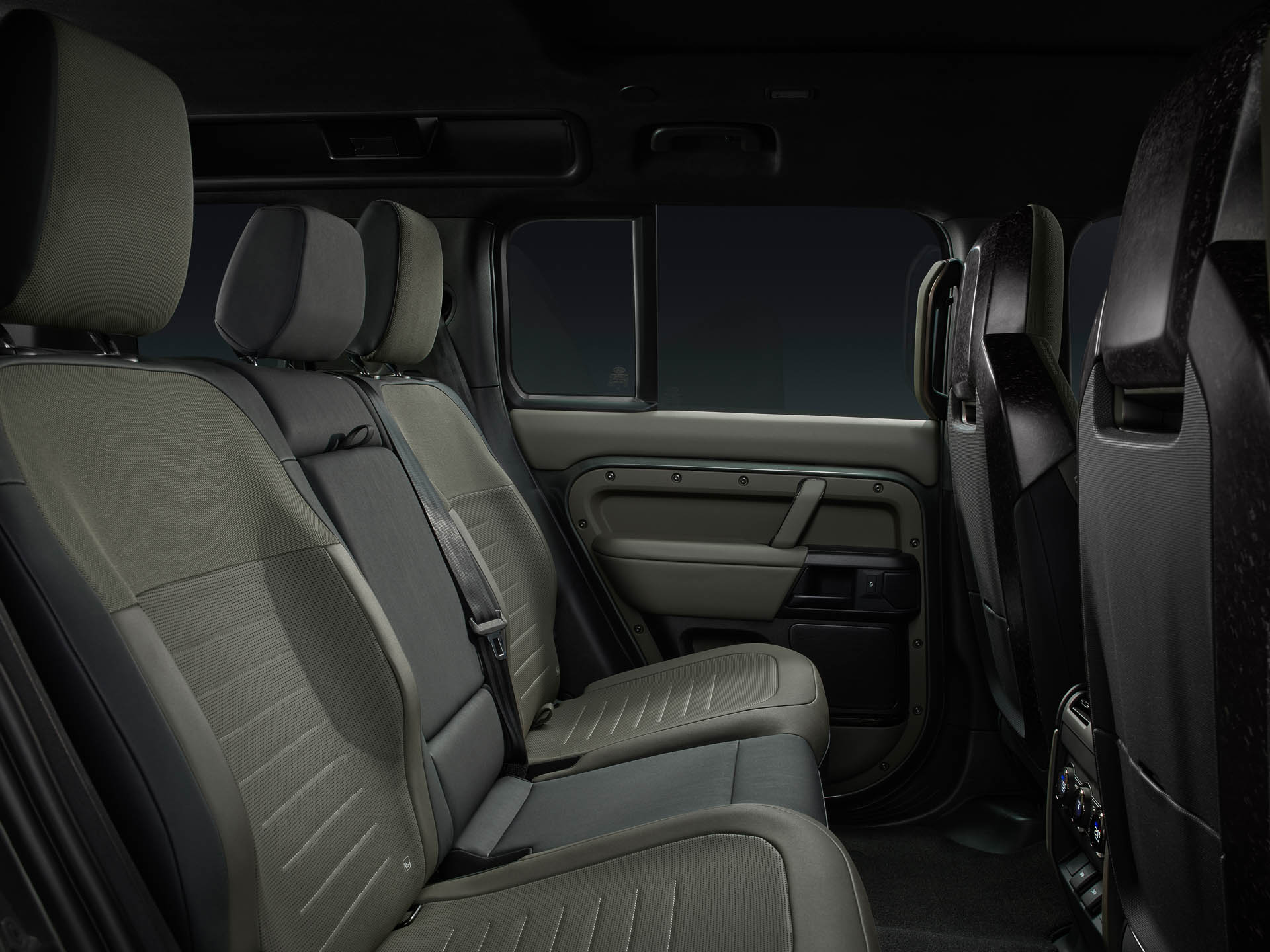 ディフェンダー オクタ EDITION ONEのインテリア