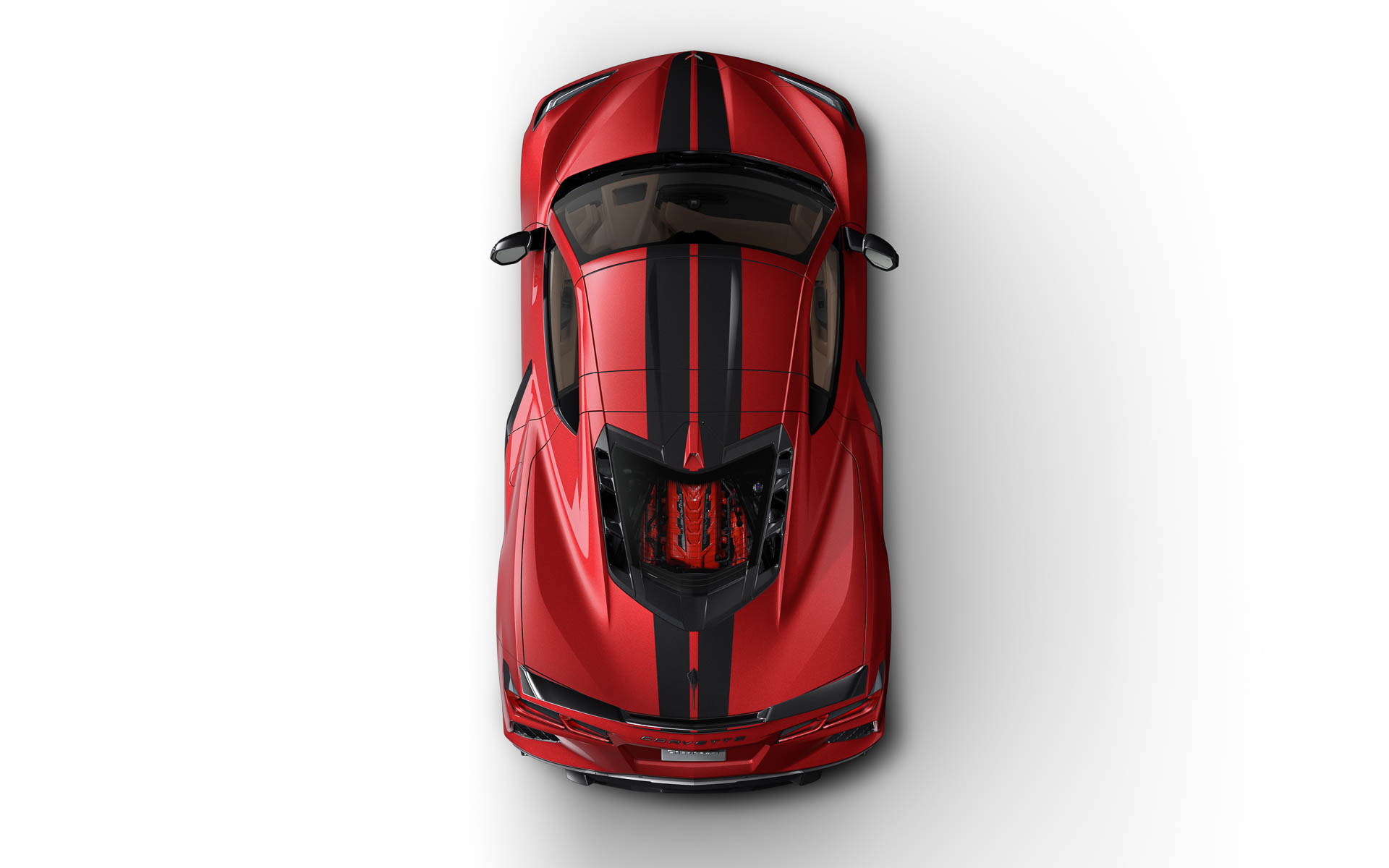 エンジンアピアランスパッケージを特別装備し、クーペ/コンバーチブルともに赤く彩られたV型8気筒エンジンがめでられるようになっている