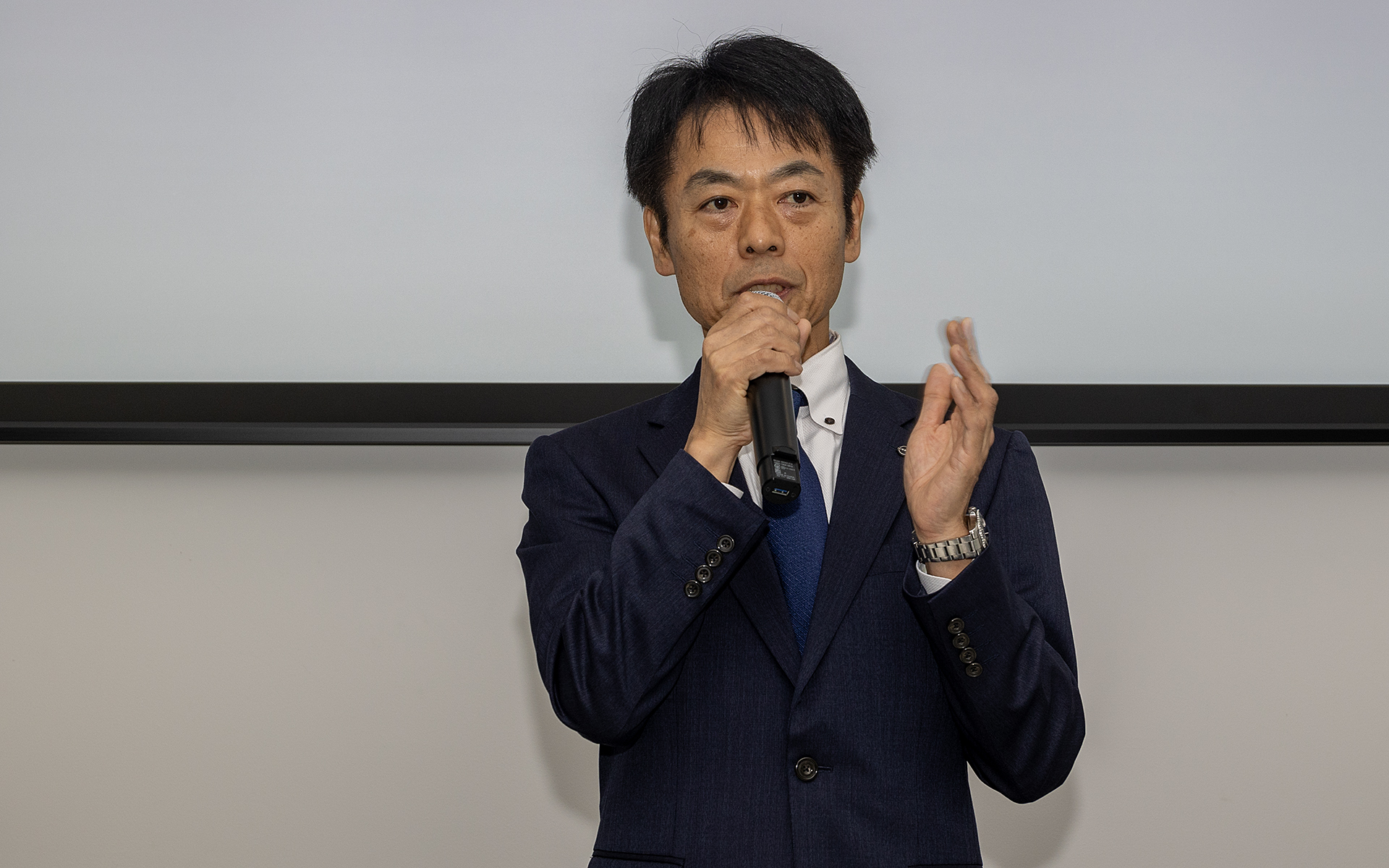 日産横浜自動車大学校 校長の井出泰男氏