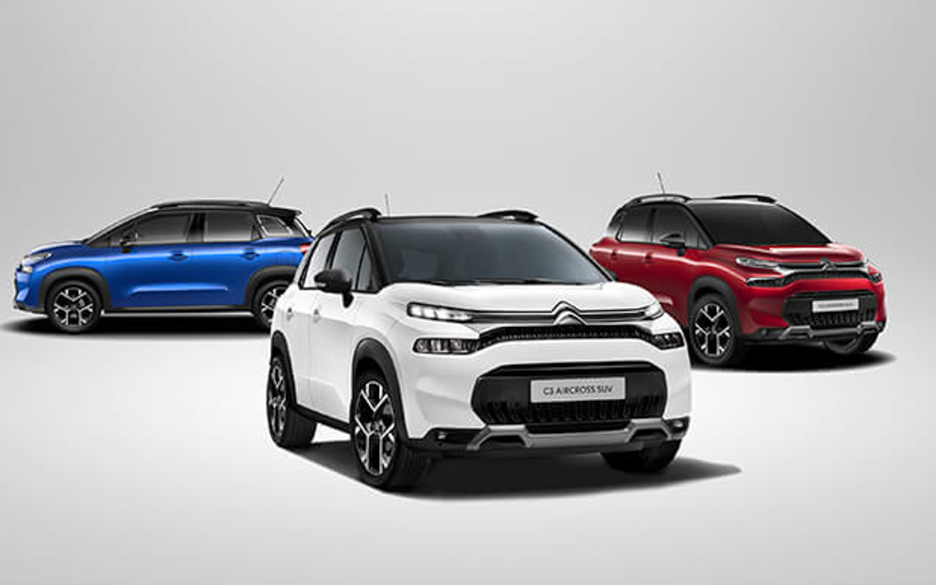 ボディカラーはフランス国旗の配色トリコロールの3色を設定